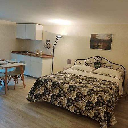 Le Case Di Giulia Abbadia Lariana Quarto foto